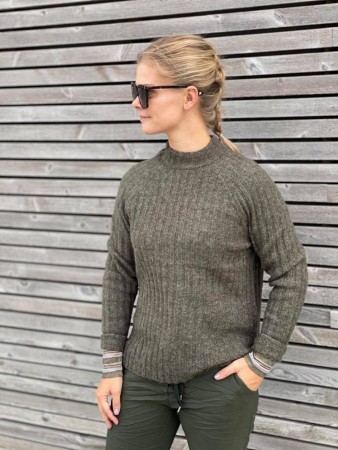 VINIKKI KNIT GENSER FORREST NIGHT