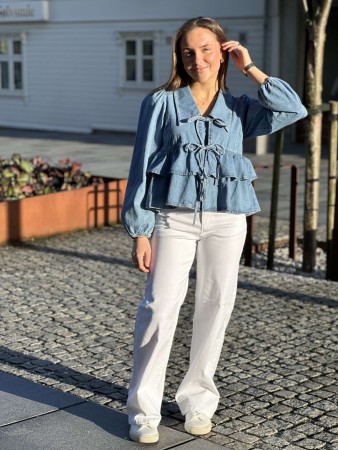VIEMMA JEANS HVIT 32 LENGDE 