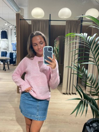 LULU GENSER ROSA
