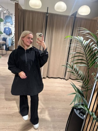 FQMOW PONCHO BLACK