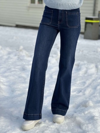 ANNIKA JEANS DK BLUE 32 LENGDE 