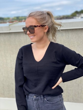 LAURA GENSER SORT